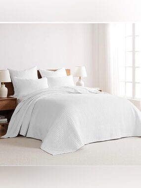 Levtex White Cross-Stitch Quilted Duvet Set white/new